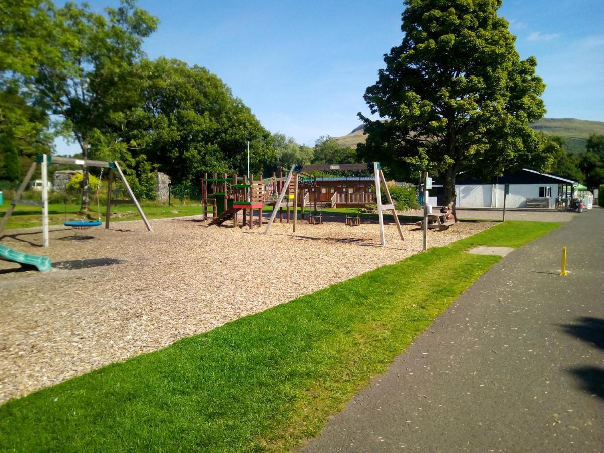 Campsie Glen Holiday Park Fintry Exterior photo